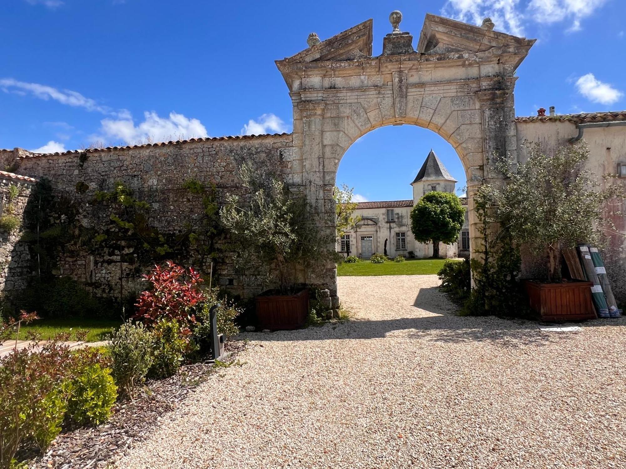 Chateau De Feusse Saint-Just-Luzac Zewnętrze zdjęcie